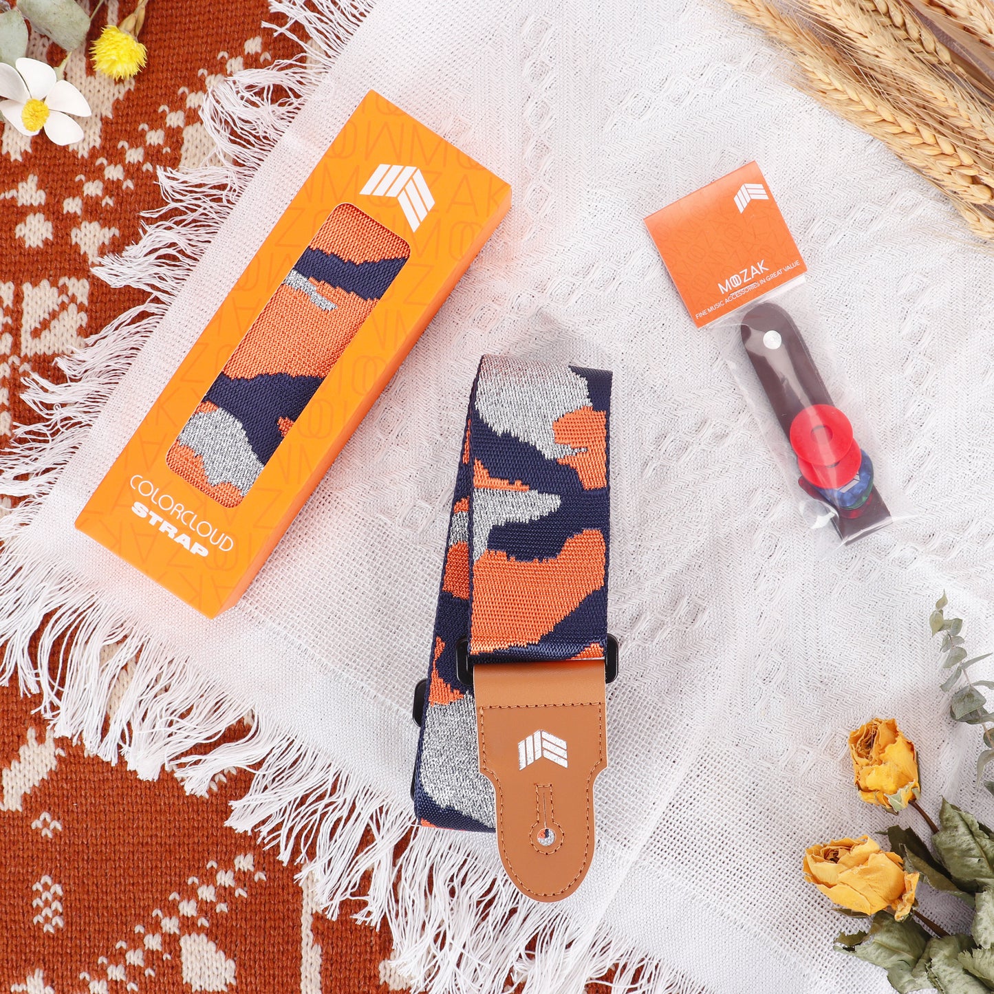 𝐌𝐎𝐎𝐙𝐀𝐊 𝐆𝐮𝐢𝐭𝐚𝐫 𝐒𝐭𝐫𝐚𝐩 for Acoustic Guitar, Bass Guitar or Electrical Guitar with Gift Set including 2 Guitar Strap Locks, 3 Guitar Picks and 1 Guitar Strap Headstock Tie